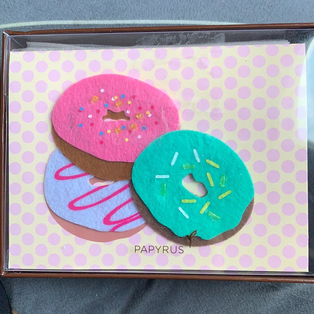 Set of 8 Papyrus cute donut cards brand new